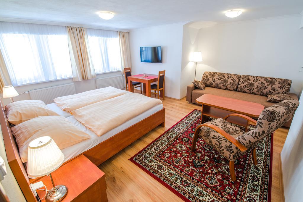 Apartment Paderewski Karlovy Vary